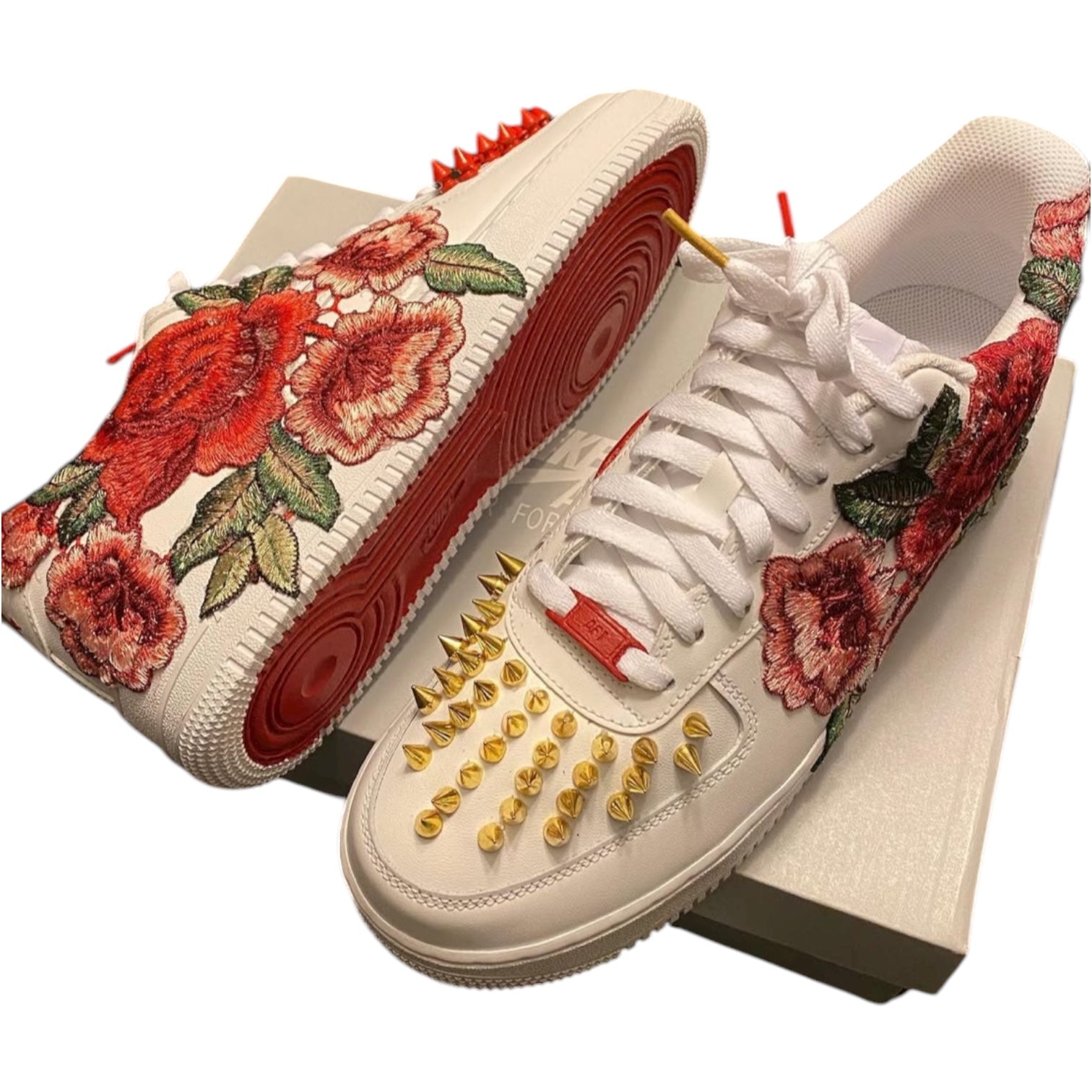 “Gold Red Spikes”